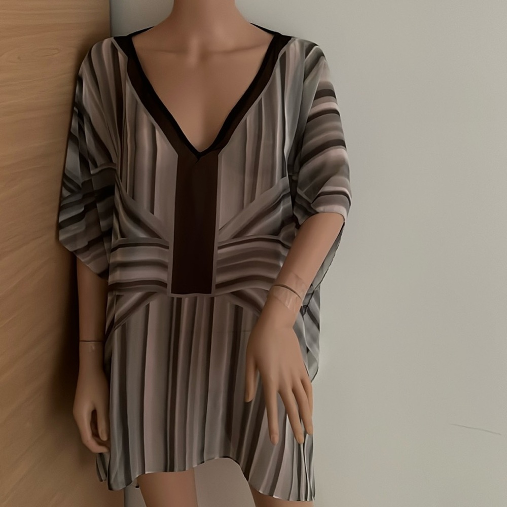 NWOT Nordstrom Rack  Woman’s Coverup .